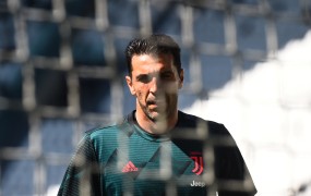 Juventusov vratar Buffon se mora zagovarjati zaradi bogokletstva