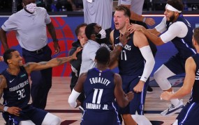 Noro, kaj je delal Luka Dončić v tekmi, ki jo je Dallas moral dobiti: liga NBA se klanja čudežnemu Slovencu (VIDEO)