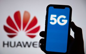 Huawei v Veliki Britaniji prepovedan zaradi pritiskov ZDA