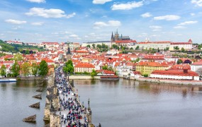 V Pragi spet množica protestnikov proti draginji