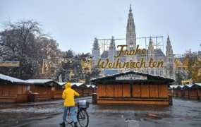 V Avstriji omilitev protikoronskih ukrepov za božič in silvestrovo