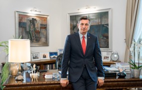 Pahor bo obeležil 30. obletnico mednarodnega priznanja Slovenije