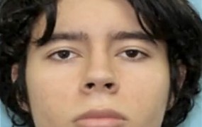 To je obraz 18-letnega napadalca, ki je kriv za najmanj 21 žrtev