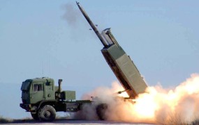 V Ukrajino pošiljajo raketne sisteme za napadanje posebej pomembnih ruskih tarč