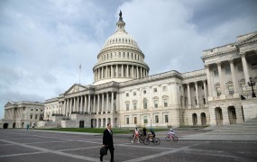 Nova bitka za Kapitol: Trump proti Bidnu za nadzor nad kongresom