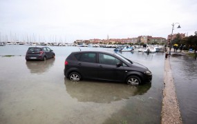 Poplave na Obali: poglejte, kako je zalilo Piran! (FOTO in VIDEO)