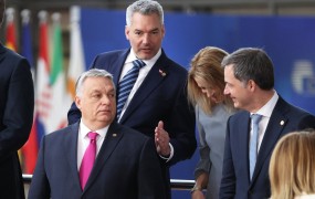 Vsi so ploskali Zelenskemu, le Putinov prijatelj Orban tega ni hotel storiti (VIDEO)