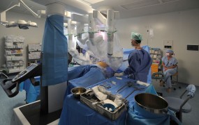 Afera Urologija: rakavi bolniki umirajo v čakalnih vrstah