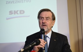Peterle obuja SKD: to je njegov načrt za krščansko demokracijo v Sloveniji