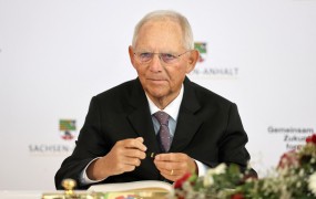 Umrl je slavni nemški finančni minister Schäuble