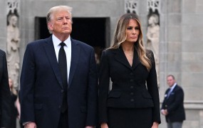 Se Donald in Melania vračata v Belo hišo?