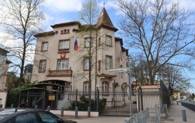 Vohunska mreža z ambasade: Putinovi tajni agenti so razpredli svoje lovke v Sloveniji
