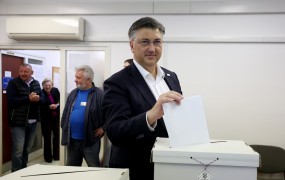 Volitve na Hrvaškem: diši po zmagi HDZ