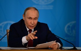 Putin se huduje nad "krajo" zamrznjenega ruskega premoženja