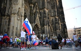 "Ša-la-la-la!" odmeva slovensko navijanje v Kölnu (VIDEO)