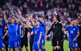 Zgodovinsko: Slovenija v osmini finala Eura!