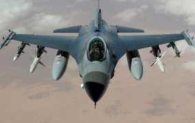 Blinken: Letala F-16 so na poti v Ukrajino