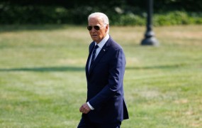 Nekdanji veleposlanik v ZDA Cerar: Biden se je prepozno umaknil
