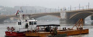 Iskanje preživelih po trčenju dveh ladij na Donavi