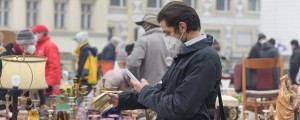 Avstrijci še zaostrujejo ukrepe: FFP2 maske zdaj obvezne tudi zunaj