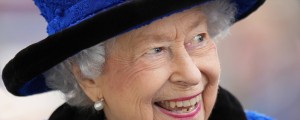 Na dan prišle nenavadne zahteve britanske kraljice