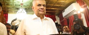 Bo novi predsednik vlade še lahko pomiril napetosti na Šrilanki?