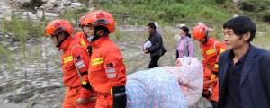 Število žrtev potresa na Kitajskem preseglo 60