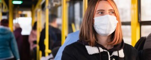 Na Kitajskem razvili bioelektronske maske za brezžično zaznavo virusov