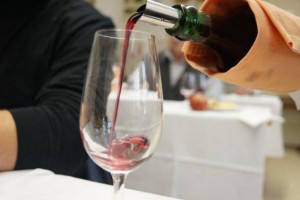FOTO: Ocenjevanje mladih vin