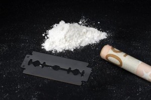 Tri kilograme kokaina in tri leta zapora