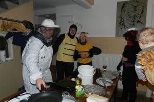 FOTO: Pust s čebelicami v Bistrici ob Sotli