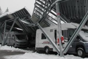 FOTO: Sneg podiral v Adrii Mobilu in Riku