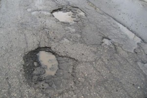 Obnova lokalne ceste v Semiču 