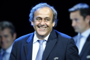 Padli velikan Platini se vrača v nogomet, podpiral naj bi ga tudi Čeferin