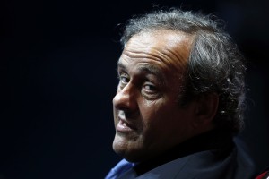 Osramočeni Platini ne priznava "brezveznih sodnikov Fife in Casa"