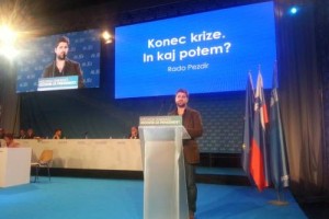 Rado Pezdir je z govorom na kongresu navdušil delegate Nove Slovenije