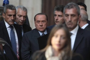 Bodo Berlusconijevi poslanci »izdali« šefa in podprli Letto