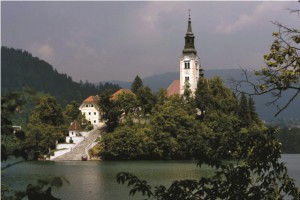 Država se ne bo pritožila; Blejski otok ostaja v upravljanju župnije