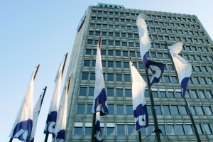 NLB je prek slamnatih podjetij mariborske nadškofije izgubila 7 milijonov evrov