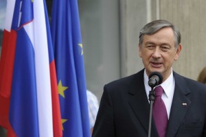 Demonstracije po mnenju Türka resno opozorilo in državotvorno dejanje