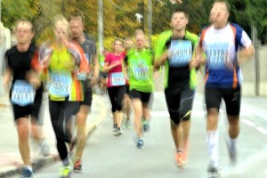 Rekordna udeležba na ljubljanskem maratonu: v dveh dneh skoraj 20.000 tekačev