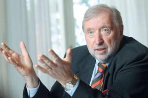 Rupel napovedal pritožbo zaradi Erjavčeve "politične čistke" 