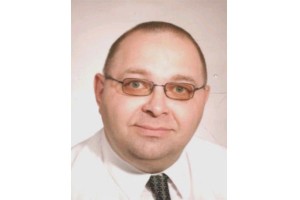 Hriberšek trdi, da je ukradel 650.000 evrov; Sintal vztraja, da je izmaknil več kot milijon