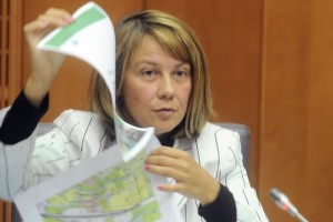 Jerajeva: Akterji spornih poslov ščitijo Zorana Jankovića  