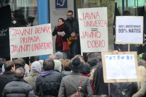 Ljubljanska univerza protestira proti krčenju sredstev
