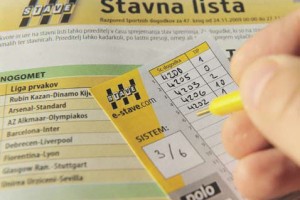 Državni svet izglasoval veto na zakon o davku od srečk