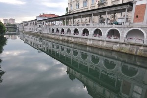 V Sloveniji volilni molk, v štirih članicah EU evropske volitve