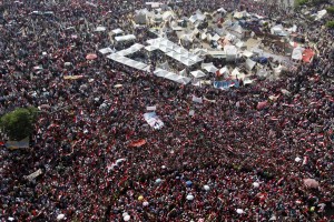 Arabska pomlad št. 2? V Egiptu množični protesti proti predsedniku Mursiju