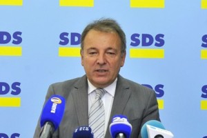 Šircelj: Če je Bratuškova obula prevelike čevlje, naj razmisli o odstopu