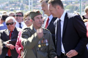 Koprski hujskač Popovič po padcu Kanglerja nad Janšo